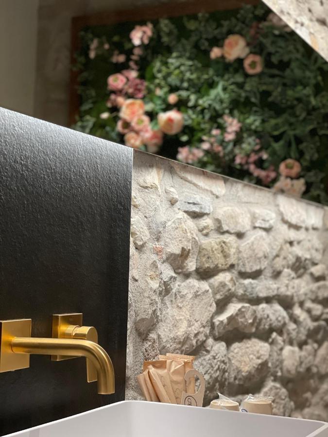 Les Quingles Hotel Calders Bagian luar foto