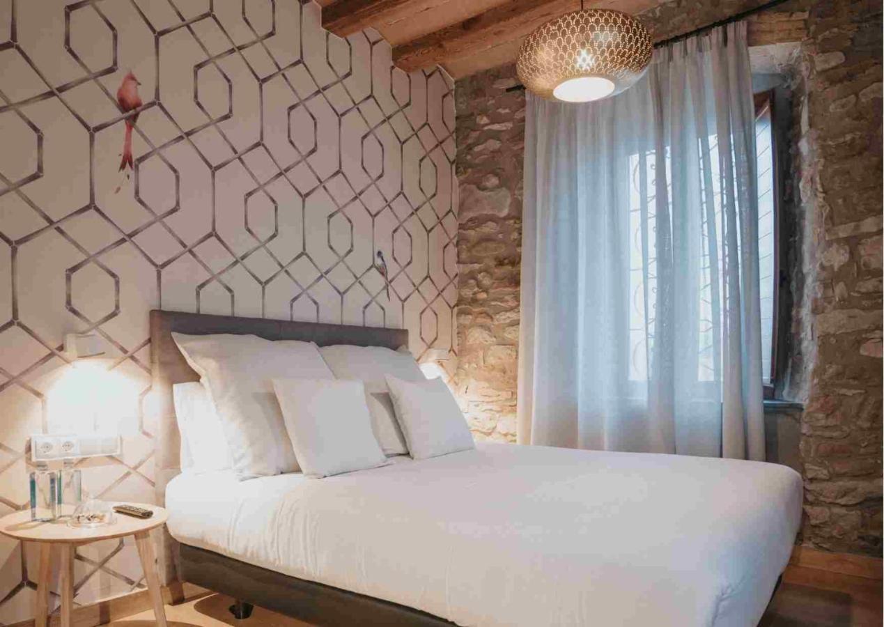 Les Quingles Hotel Calders Bagian luar foto