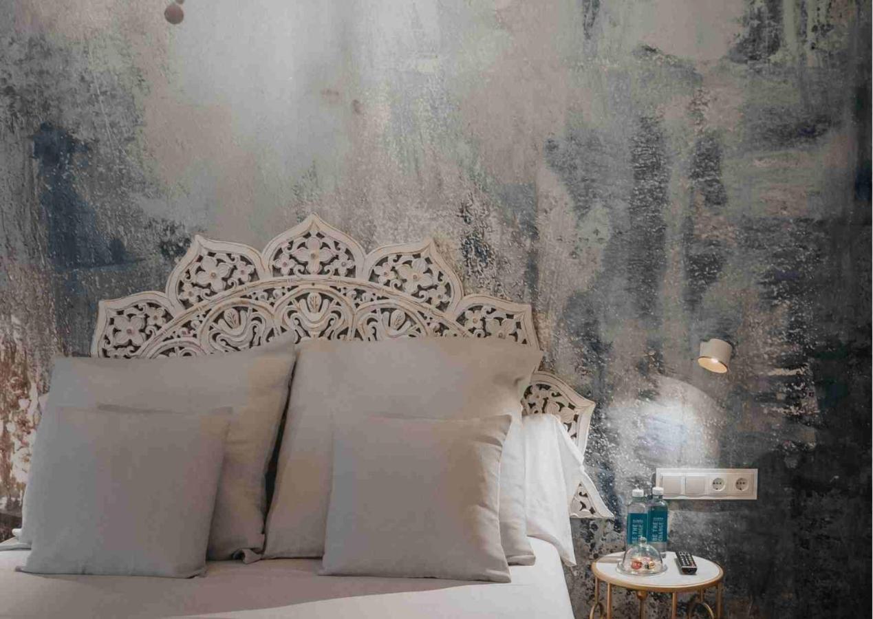 Les Quingles Hotel Calders Bagian luar foto