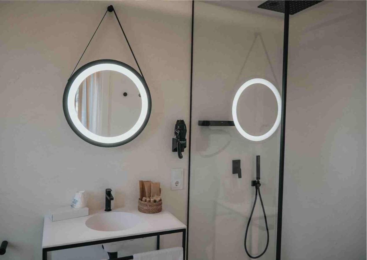 Les Quingles Hotel Calders Bagian luar foto
